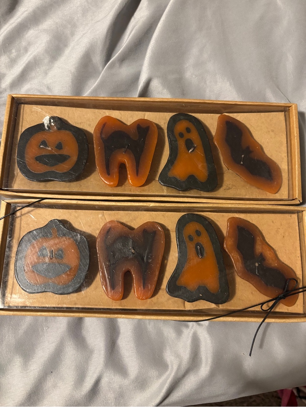 Halloween unscented floating candles